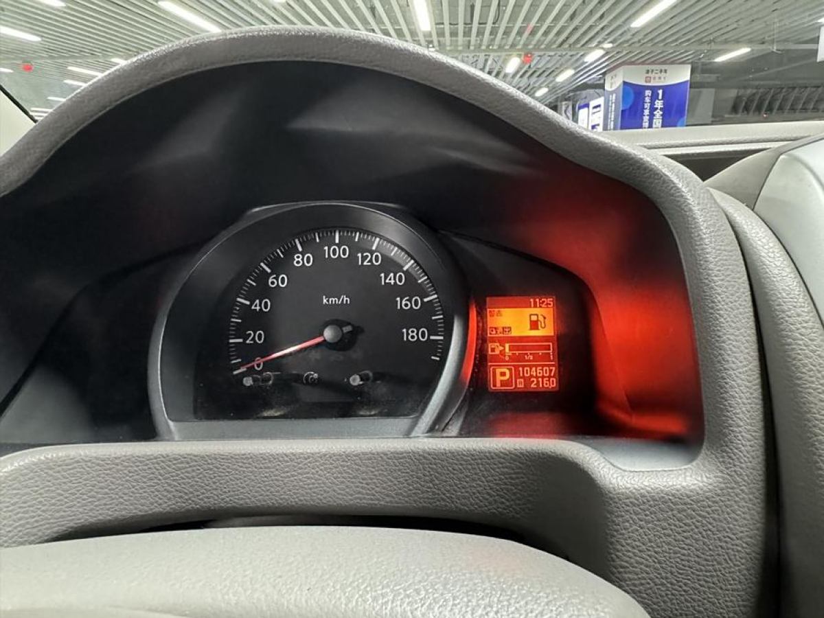 日產(chǎn) NV200  2014款 1.6L CVT豪華型 國IV圖片