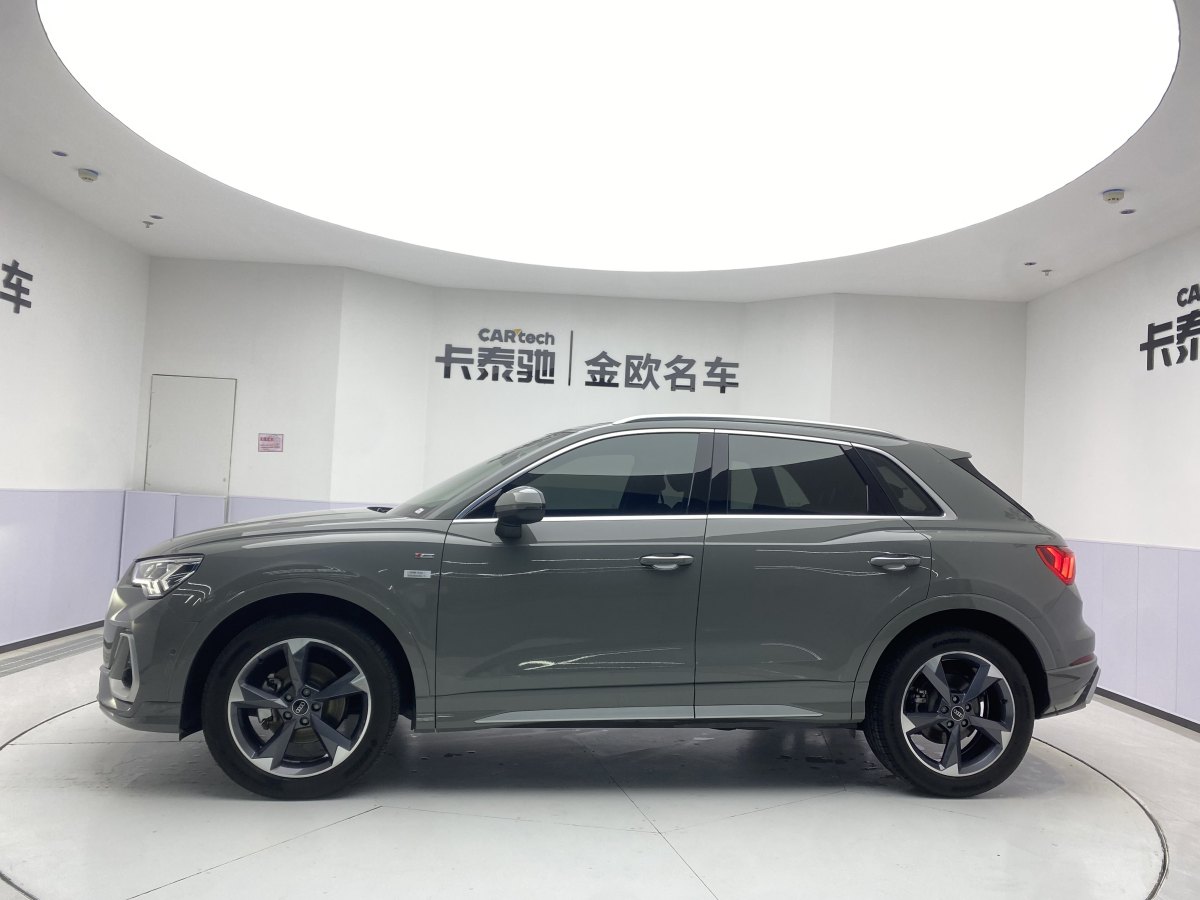 奧迪 奧迪Q3  2024款 35 TFSI 時(shí)尚動(dòng)感型圖片