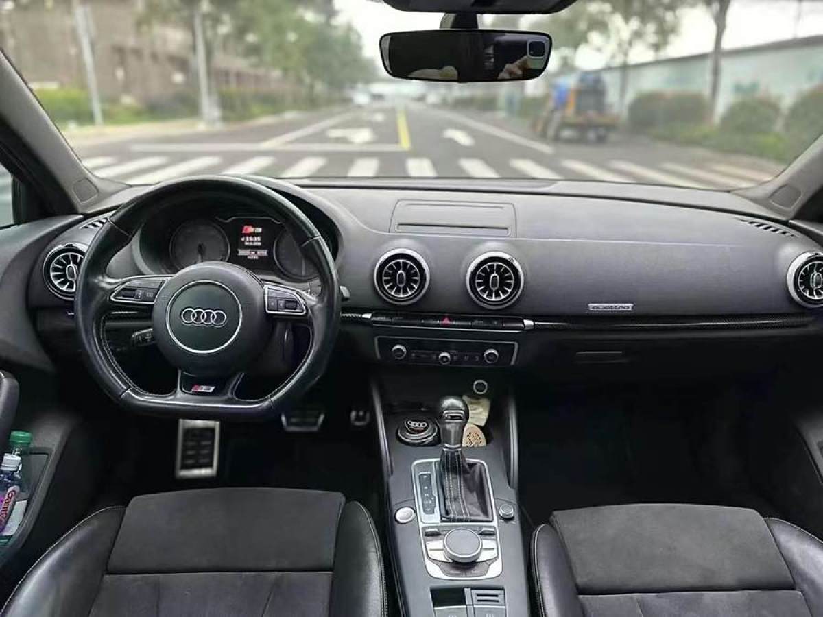 奧迪 奧迪S3  2015款 S3 2.0T Limousine圖片