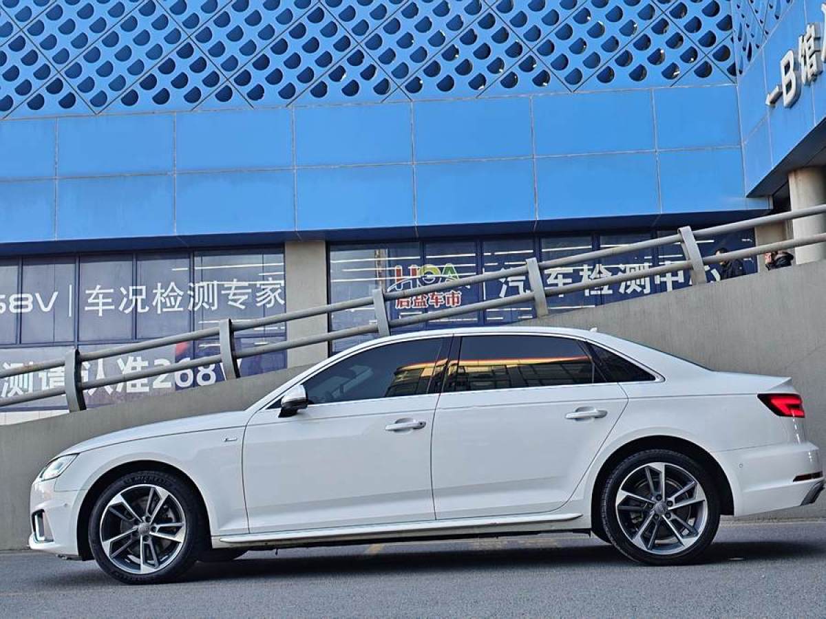 奧迪 奧迪A4L  2019款 40 TFSI 時(shí)尚型 國V圖片