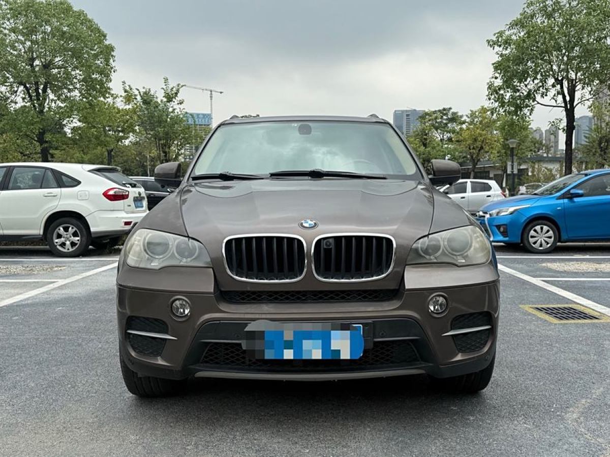 寶馬 寶馬X5  2011款 xDrive35i 領(lǐng)先型圖片