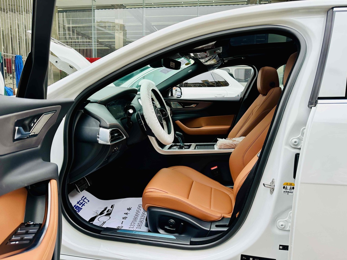 捷豹 XEL  2024款 2.0T 250PS R-DYNAMIC S進取運動版圖片