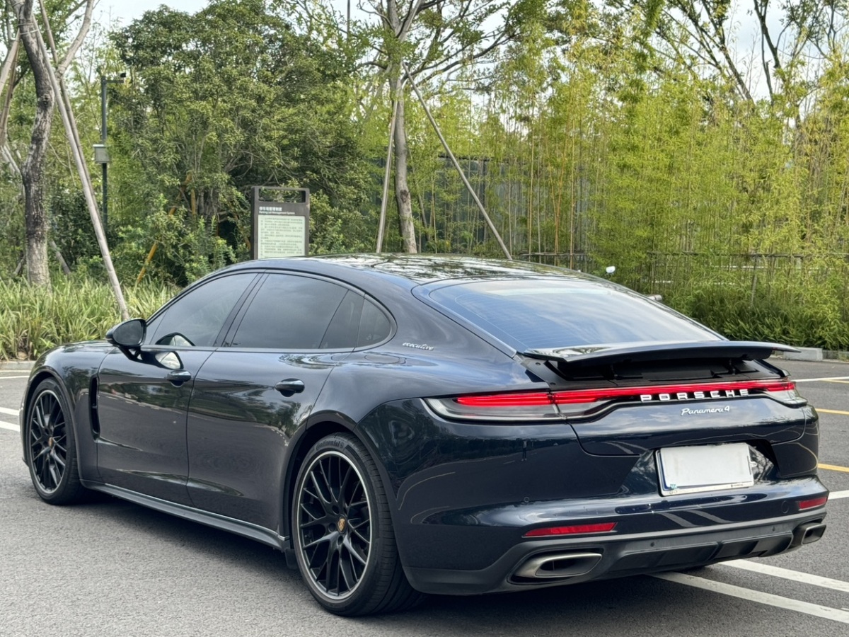 保時(shí)捷 Panamera  2023款 Panamera 4 行政加長版 2.9T圖片