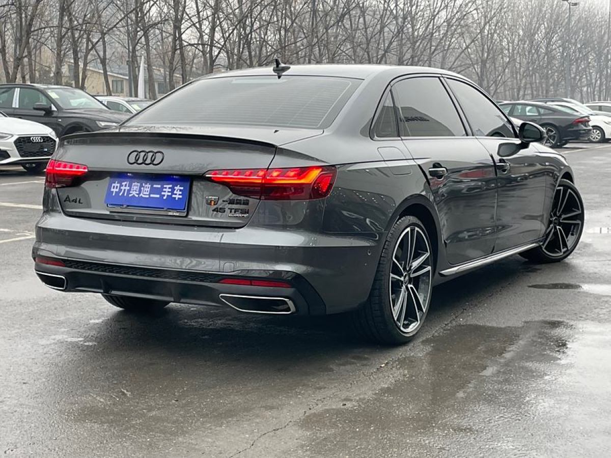 奧迪 奧迪A4L  2024款 45 TFSI quattro 臻選動感型圖片