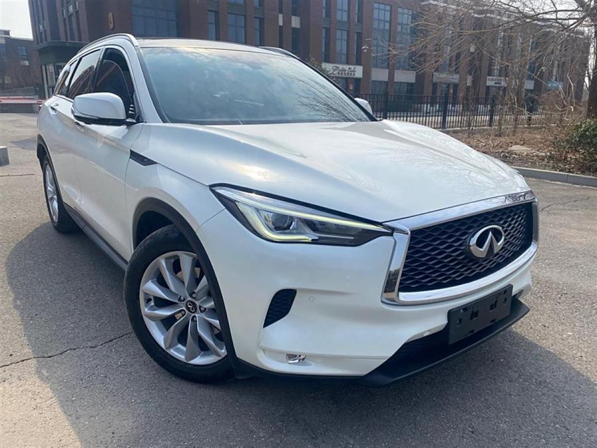 英菲尼迪 QX50  2018款 2.0T 四驅(qū)菁英版圖片