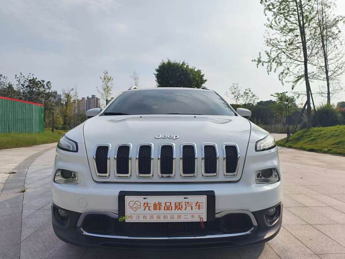 Jeep 自由光  2014款 2.4L 都市版圖片