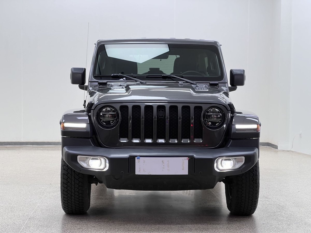 Jeep 牧馬人  2019款 2.0T Sahara 四門版 國VI圖片