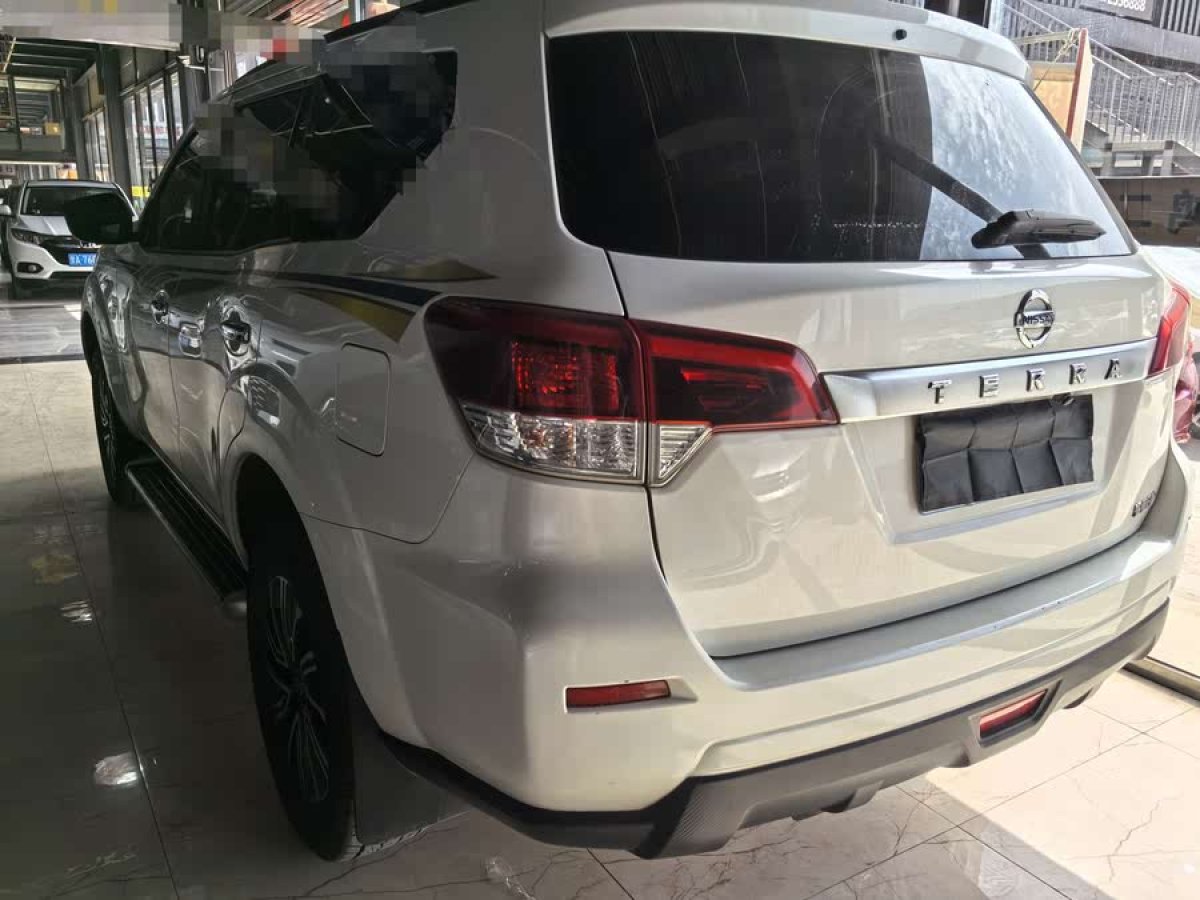 日產(chǎn) 途達(dá)  2020款 2.5L 手動(dòng)兩驅(qū)精英版圖片