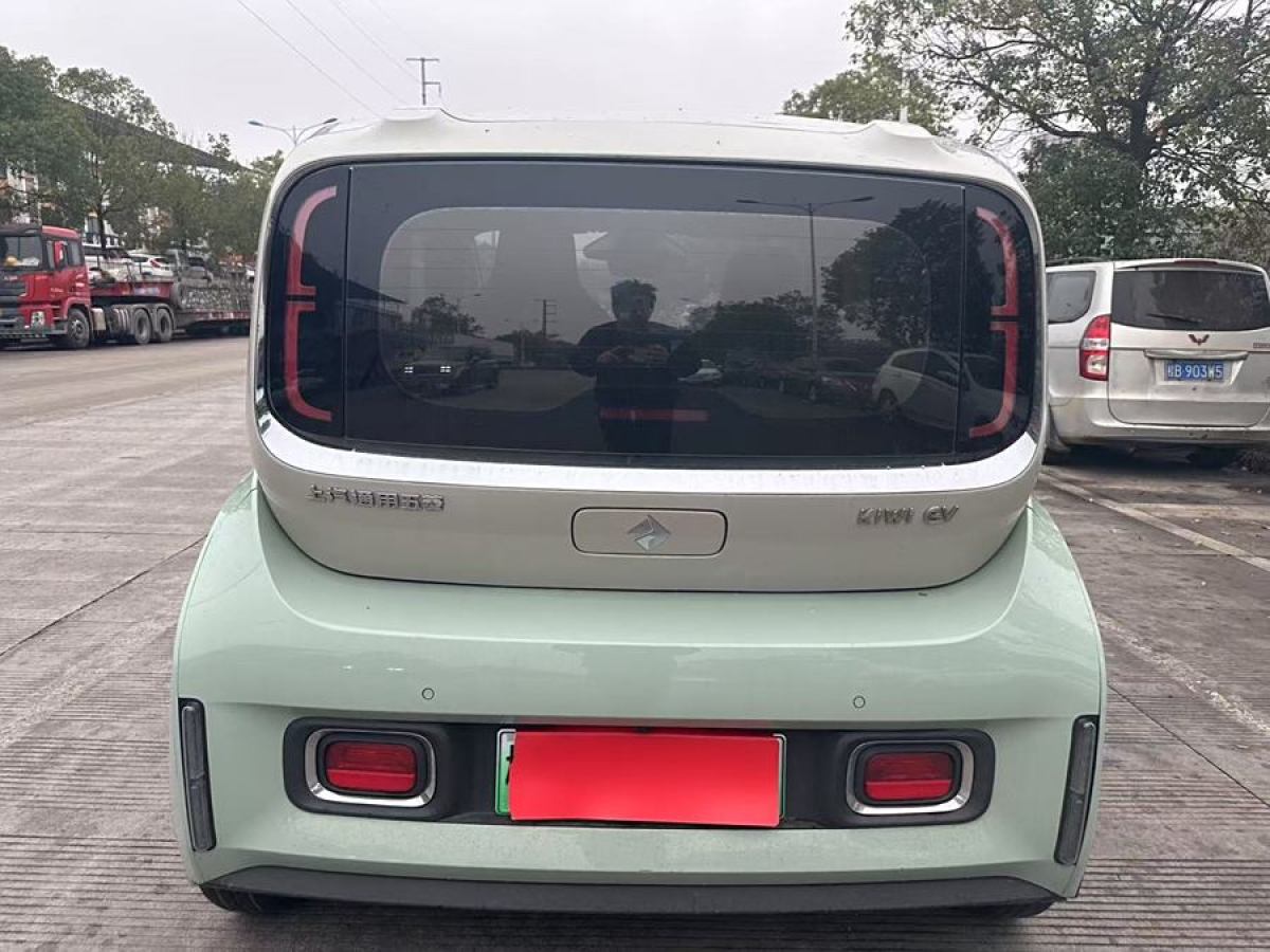 2023年2月寶駿 寶駿KiWi EV  2023款 大疆版 磷酸鐵鋰