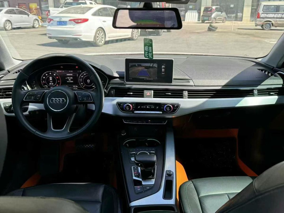 奧迪 奧迪A4L  2019款 35 TFSI 進(jìn)取型 國V圖片