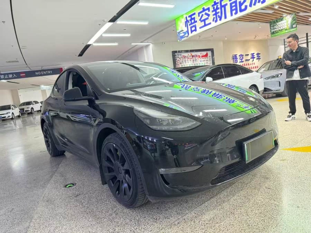 特斯拉 Model Y  2022款 改款 長(zhǎng)續(xù)航全輪驅(qū)動(dòng)版圖片