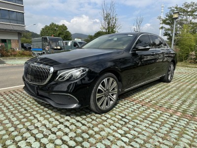 奔馳 奔馳E級 E 300 L 時(shí)尚型圖片