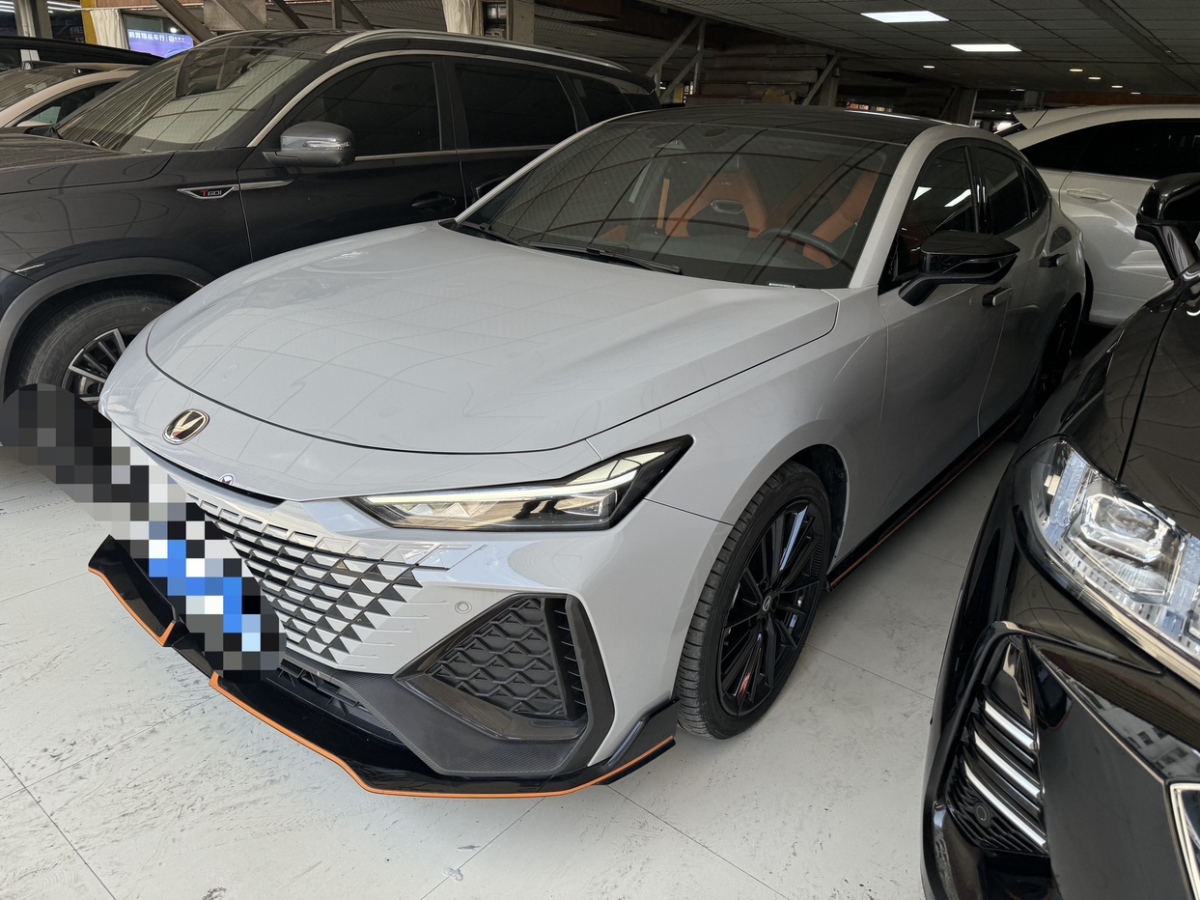 長(zhǎng)安 長(zhǎng)安UNI-V  2023款 2.0T 領(lǐng)速版圖片