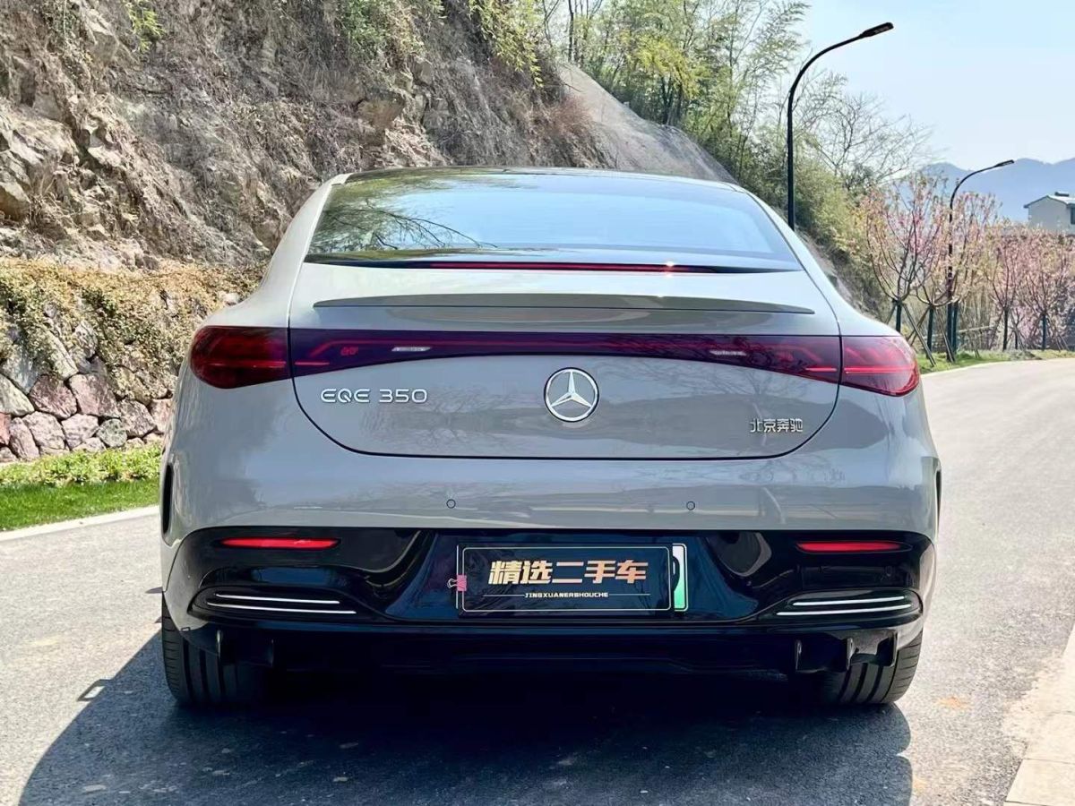 奔馳 奔馳EQE SUV  2023款 350 4MATIC 豪華版圖片