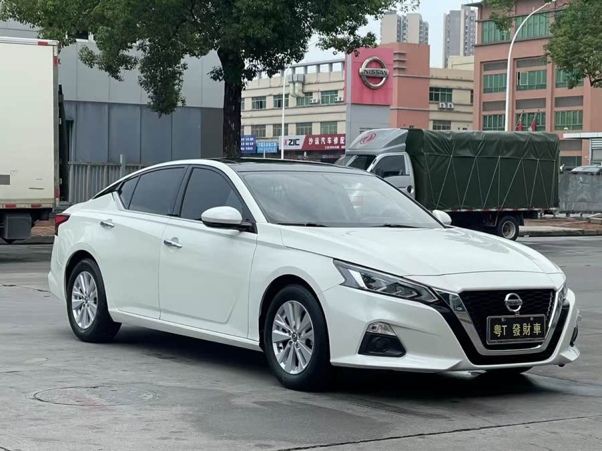 日產(chǎn) 天籟  2020款 改款 2.0L XL 舒適版圖片