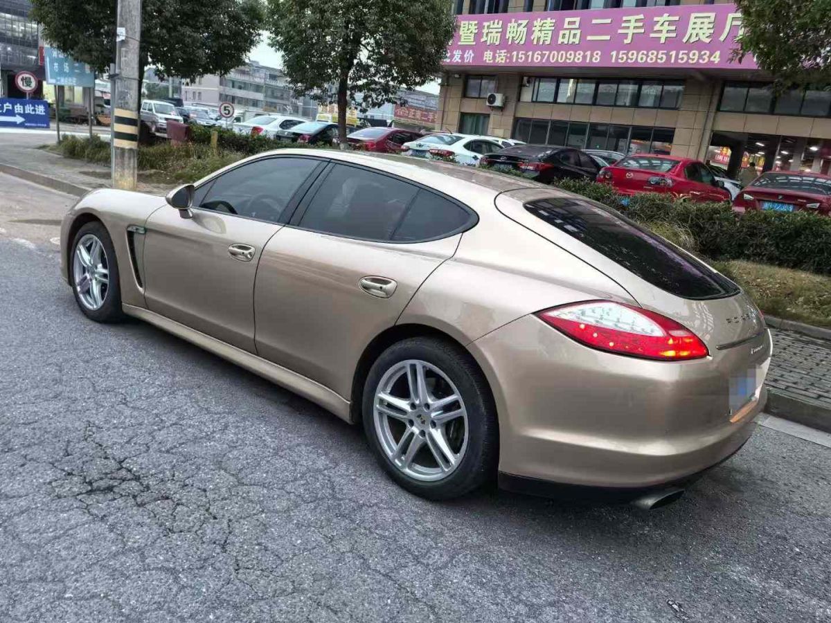 保時(shí)捷 Panamera  2013款 Panamera 4 Platinum Edition 3.6L圖片