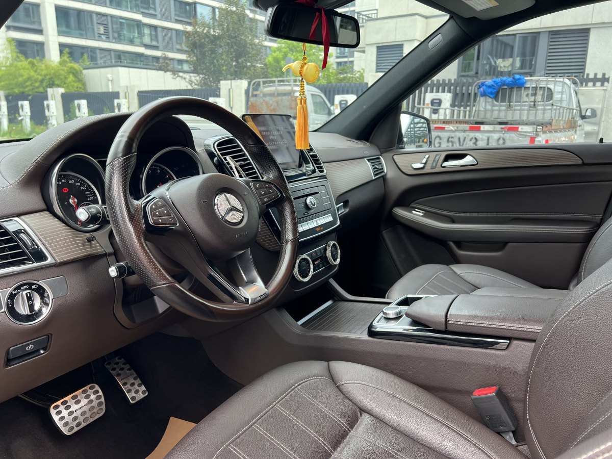 奔馳 奔馳GLE  2019款 GLE 320 4MATIC 豪華型臻藏版圖片