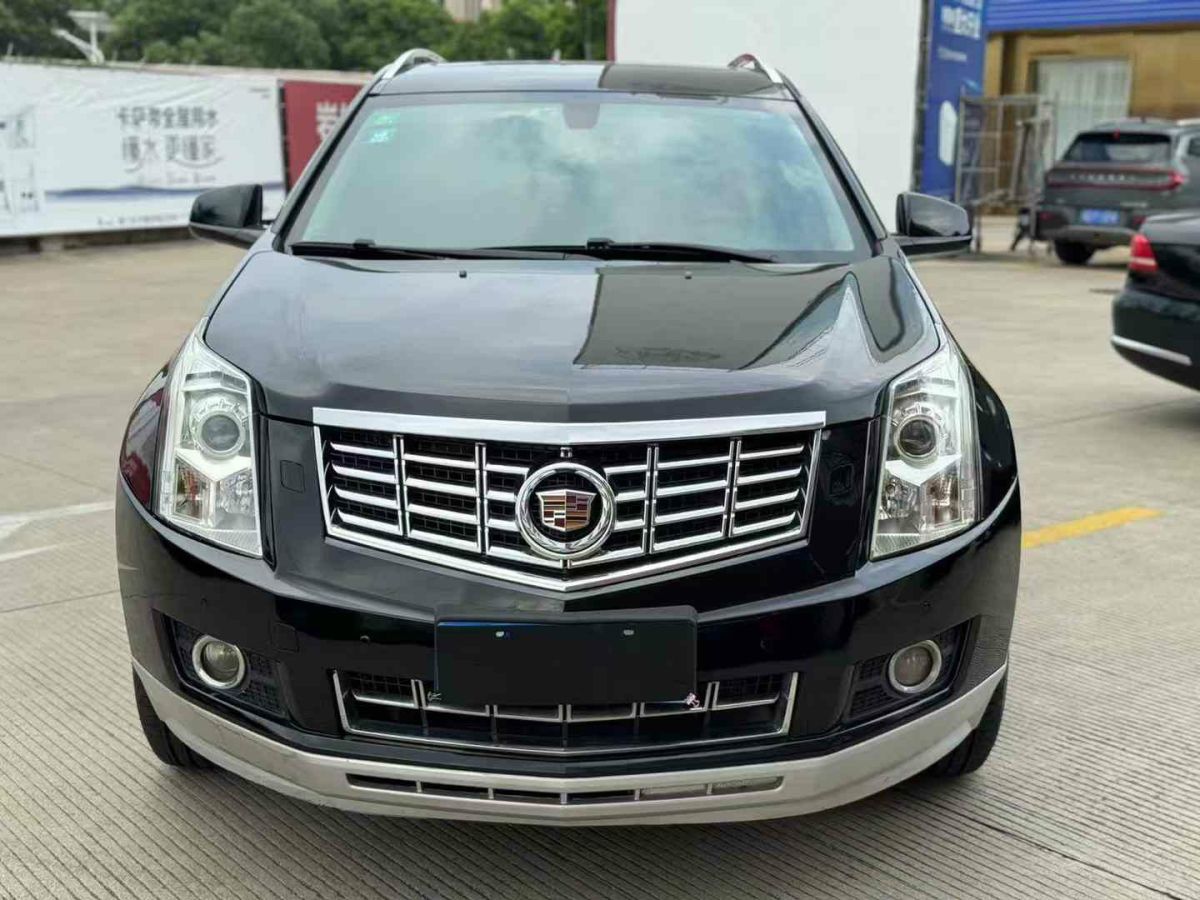 凱迪拉克 SRX  2015款 3.0L 領(lǐng)先型圖片