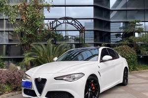 Giulia 阿尔法·罗密欧 2.0T 280HP 豪华版