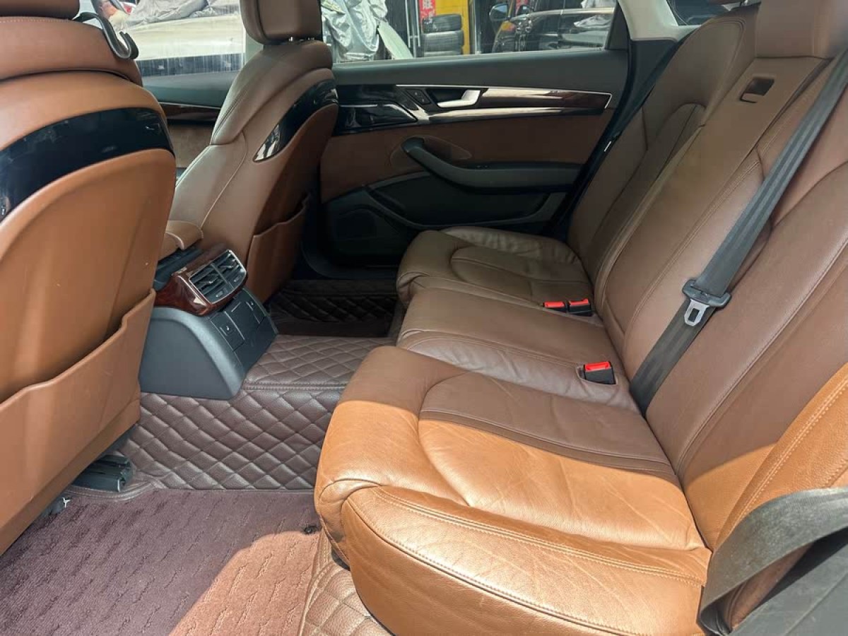 奧迪 奧迪A8  2011款 A8L 3.0 TFSI quattro豪華型(213kW)圖片