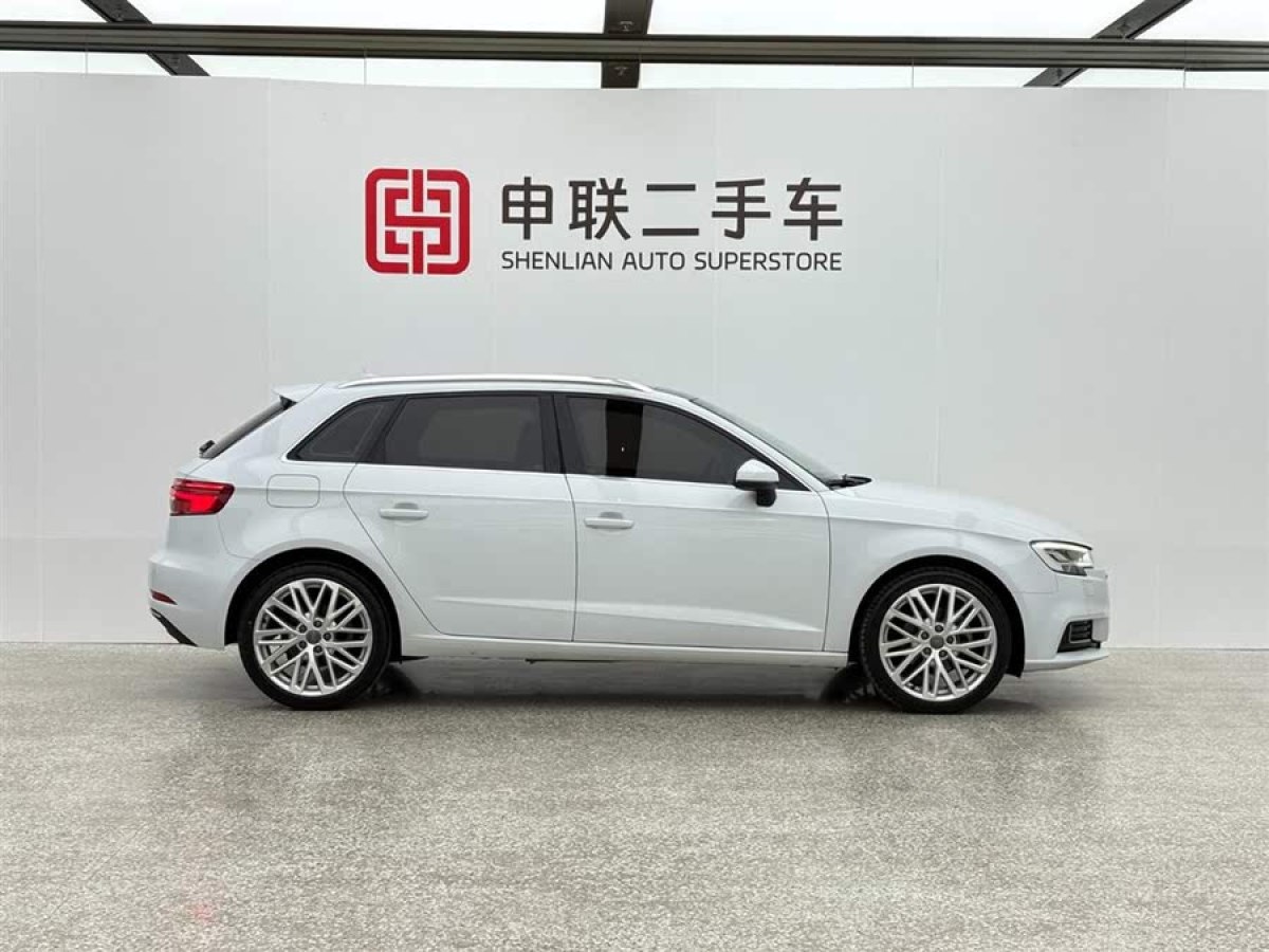 奧迪 奧迪A3  2018款 30周年年型 Sportback 35 TFSI 風(fēng)尚型圖片