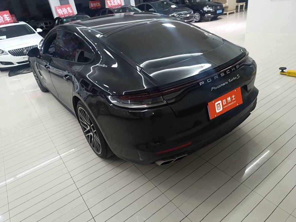 保時(shí)捷 Panamera  2023款 Panamera Turbo S 行政加長(zhǎng)版 4.0T圖片