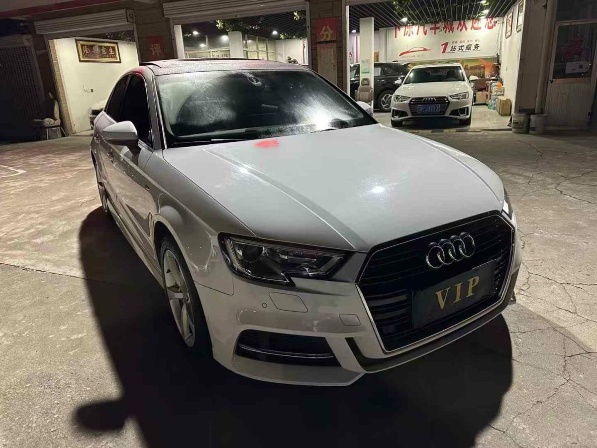 2017年1月奧迪 奧迪A3  2017款 Cabriolet 40 TFSI