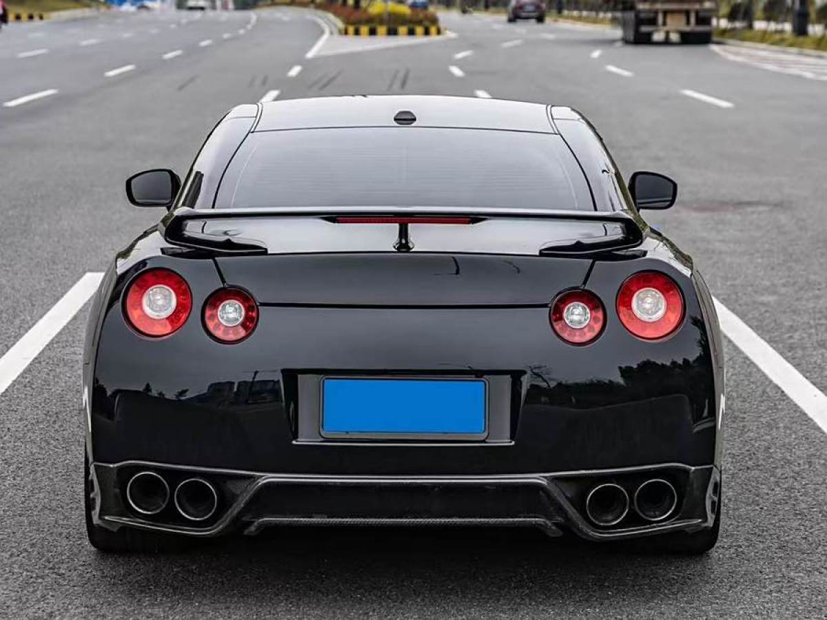 日產(chǎn) GT-R  2012款 3.8T Premium Edition圖片