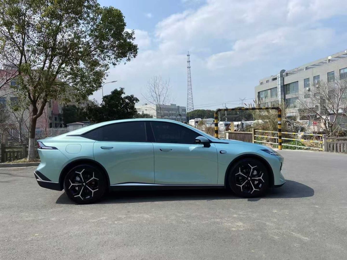 長(zhǎng)安 長(zhǎng)安UNI-V  2024款 1.5T 尊享型圖片
