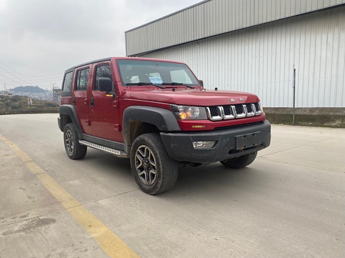 北京 BJ40  2016款 40L 2.3T 自動四驅(qū)尊享版圖片