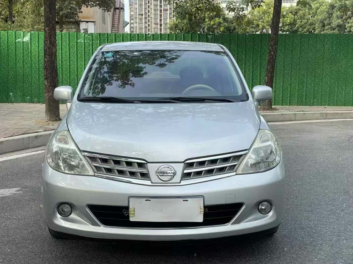 日產(chǎn) 頤達(dá)  2009款 1.6L 自動科技版圖片