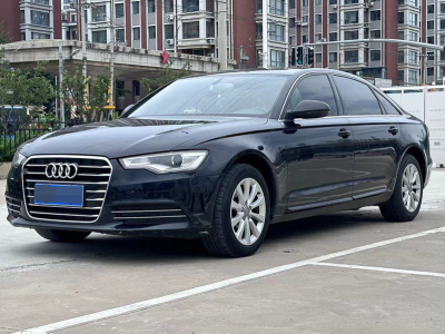 2015年10月 奥迪 奥迪A6L A6L 4.2FSI Quattro至尊旗舰型导航版图片