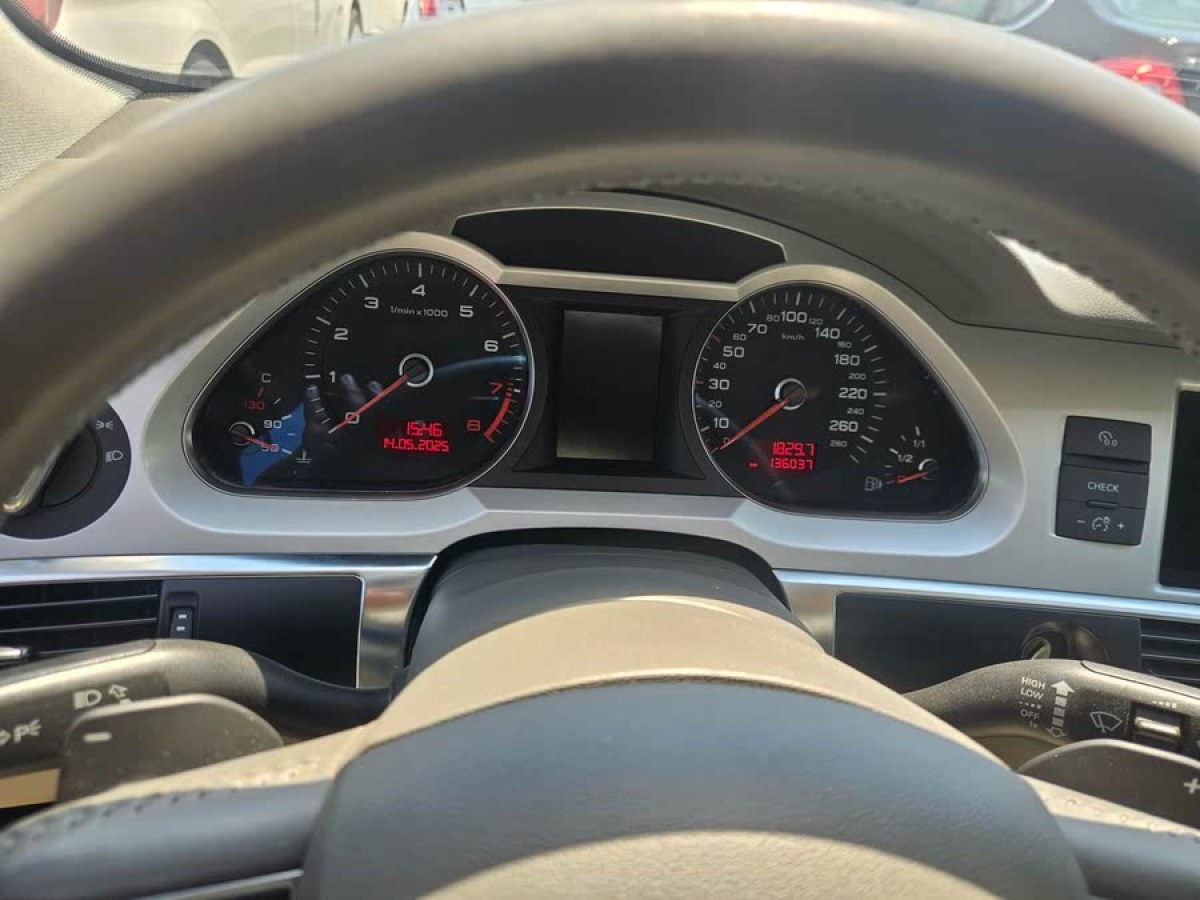奧迪 奧迪A6L  2011款 2.4L 舒適型圖片