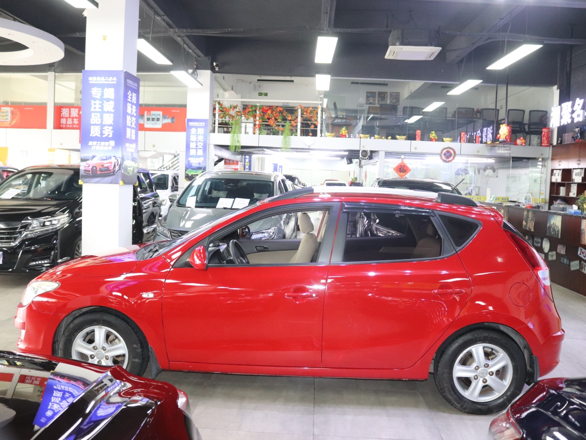 現(xiàn)代 i30  2009款 1.6L 自動舒享型圖片