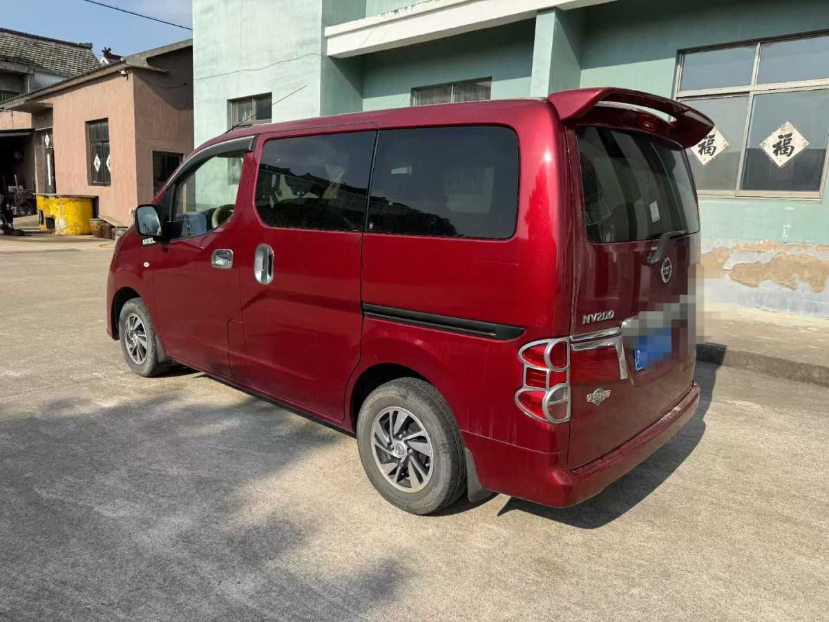 日產 NV200 圖片