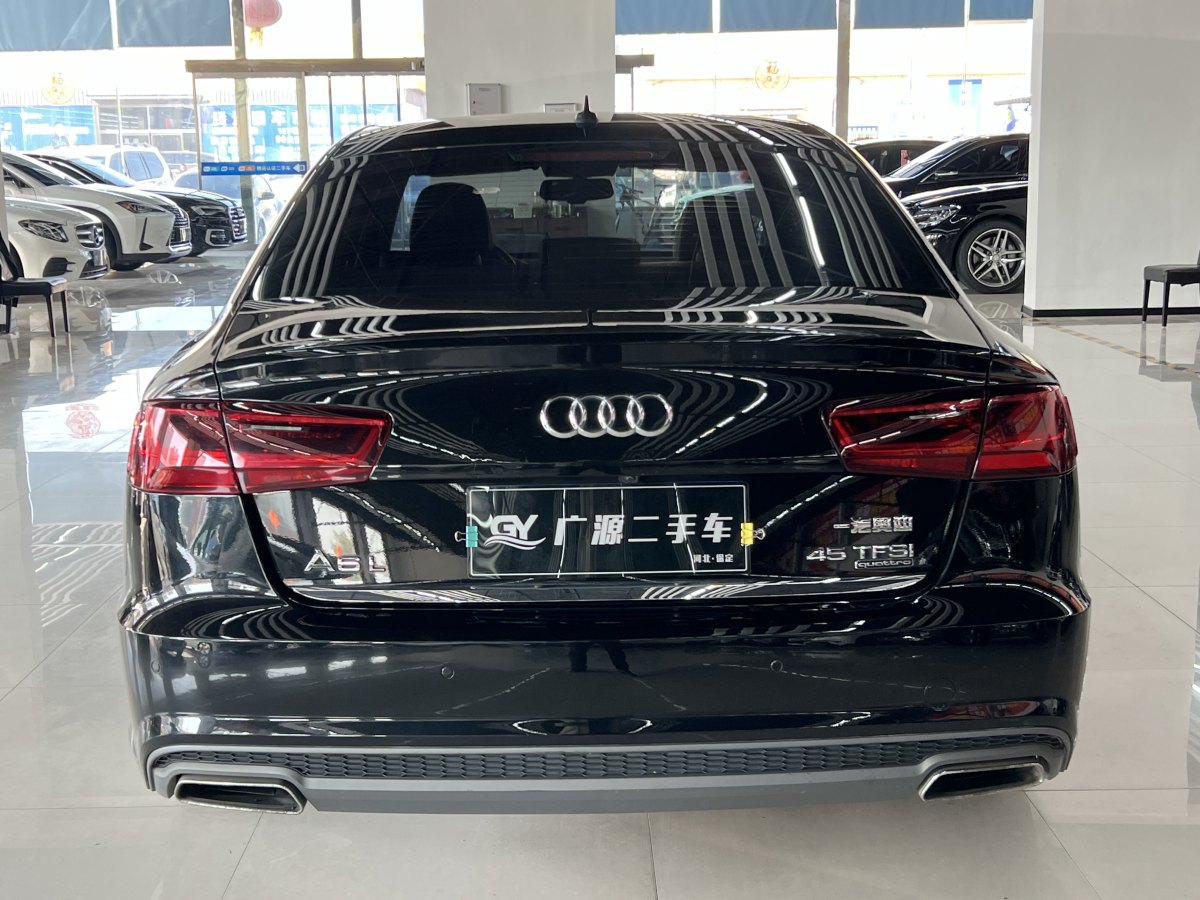 奥迪 奥迪A4L  2018款 30周年年型 45 TFSI quattro 运动型图片