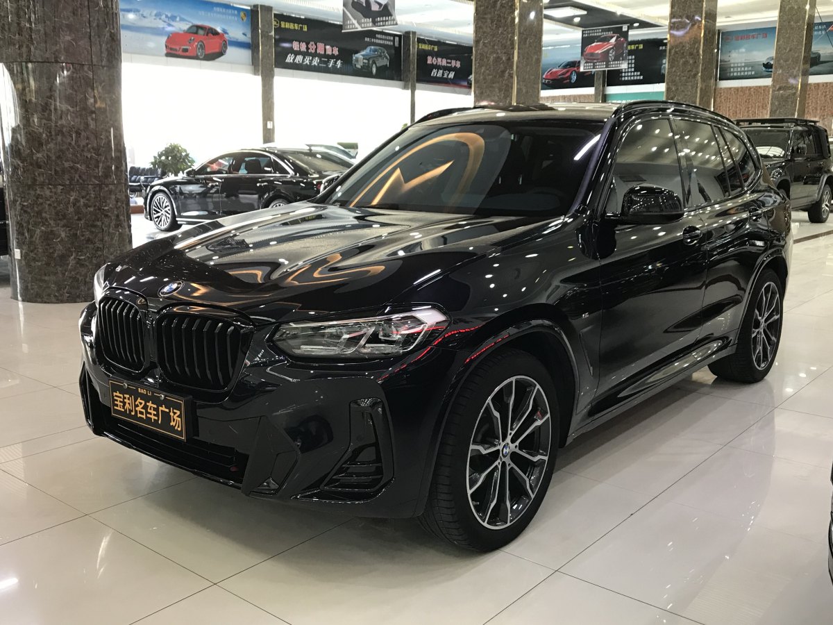 寶馬 寶馬X3  2022款 xDrive30i 領(lǐng)先型 M曜夜套裝圖片