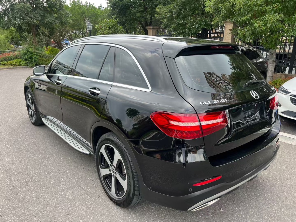 2019年06月奔馳 奔馳GLC  2019款 改款 GLC 260 L 4MATIC 豪華型