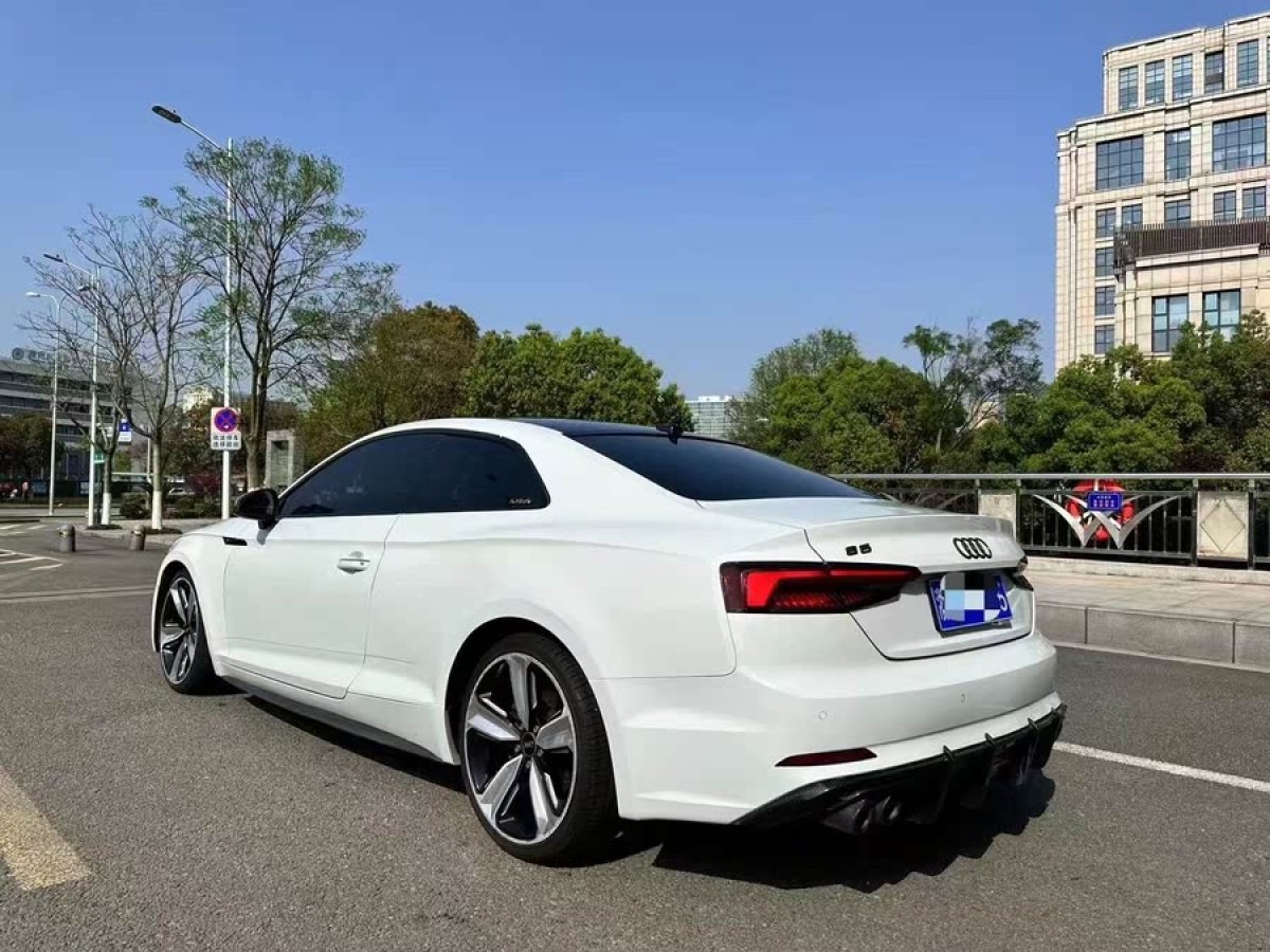 奧迪 奧迪A5  2017款 Coupe 40 TFSI 時(shí)尚型圖片
