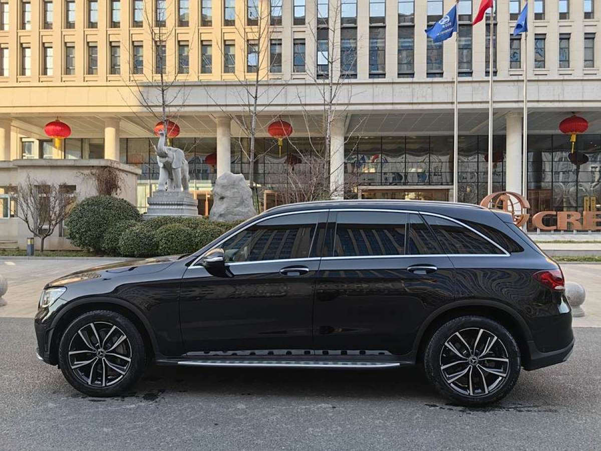 奔馳 奔馳GLC  2018款 改款 GLC 300 4MATIC 動感型圖片