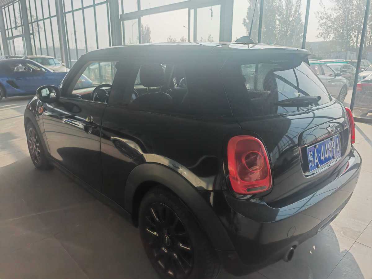 MINI MINI  2015款 1.2T ONE 五門版圖片