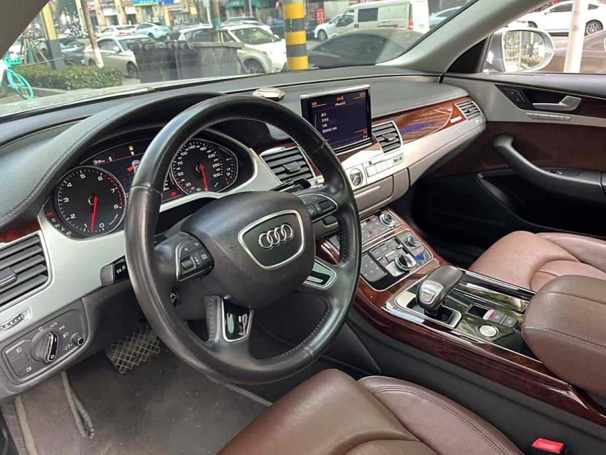 奧迪 奧迪A8  2012款 A8L 45 TFSI quattro舒適型圖片