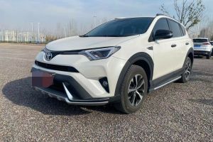 RAV4荣放 丰田 2.0L CVT两驱风尚X版