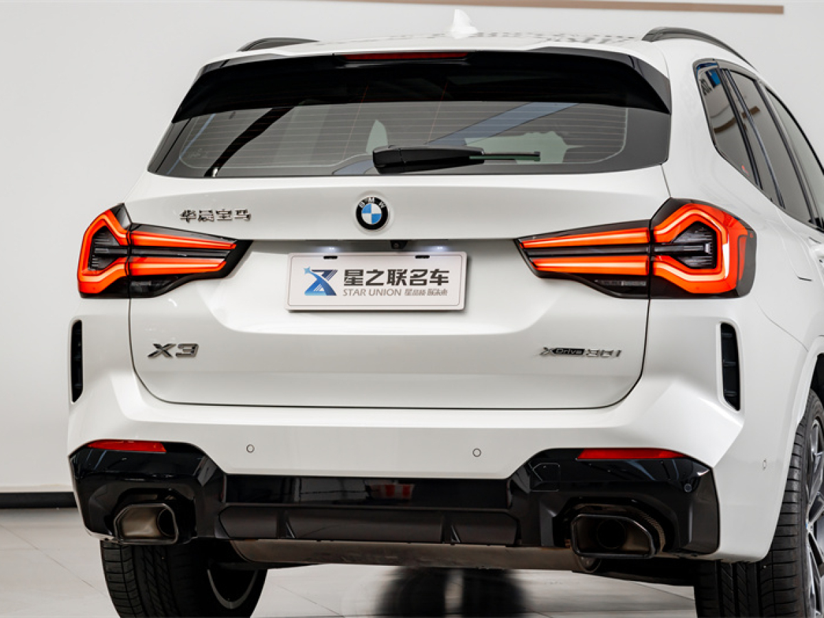 寶馬 寶馬X3  2023款 xDrive30i 領(lǐng)先型 M曜夜套裝圖片