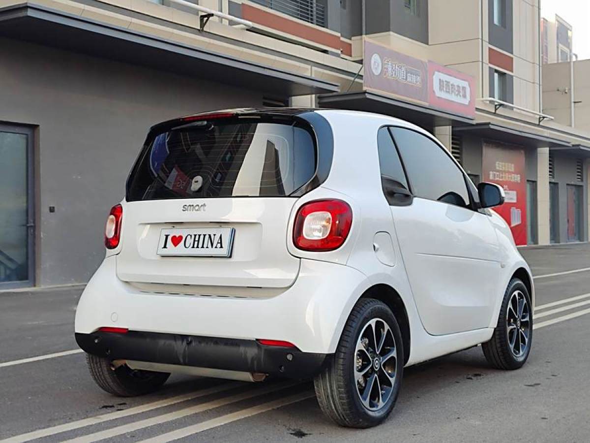 smart fortwo  2015款 1.0L 52千瓦硬頂激情版圖片