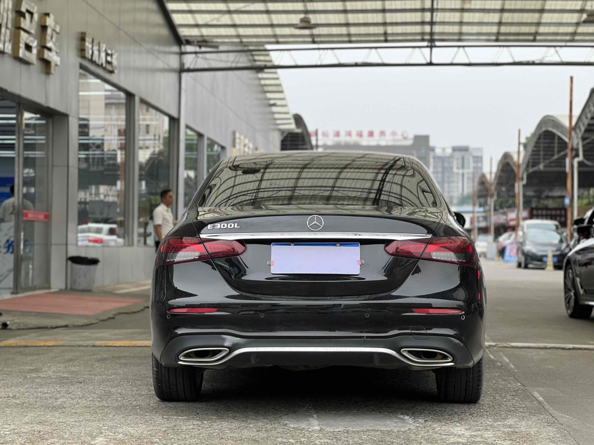 奔馳 奔馳E級  2021款 改款 E 300 L 運(yùn)動豪華型圖片