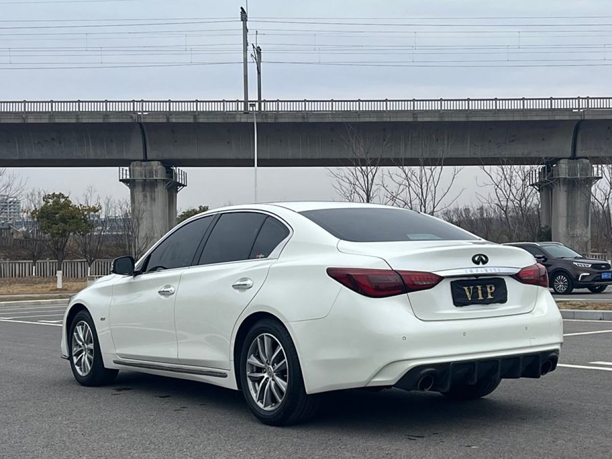 英菲尼迪 Q50L  2018款  2.0T 舒適版 國(guó)VI圖片