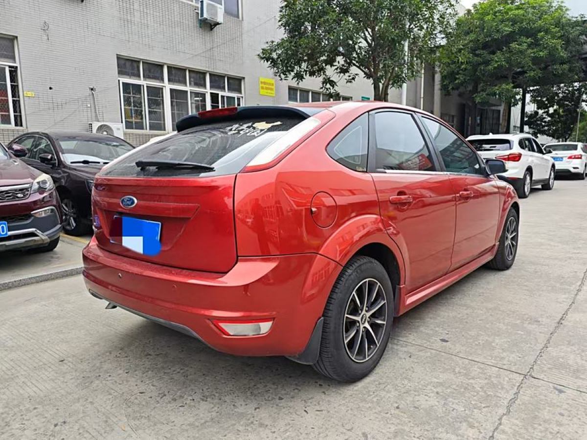 福特 ?？怂? 2011款 兩廂 1.8L 自動時尚型圖片