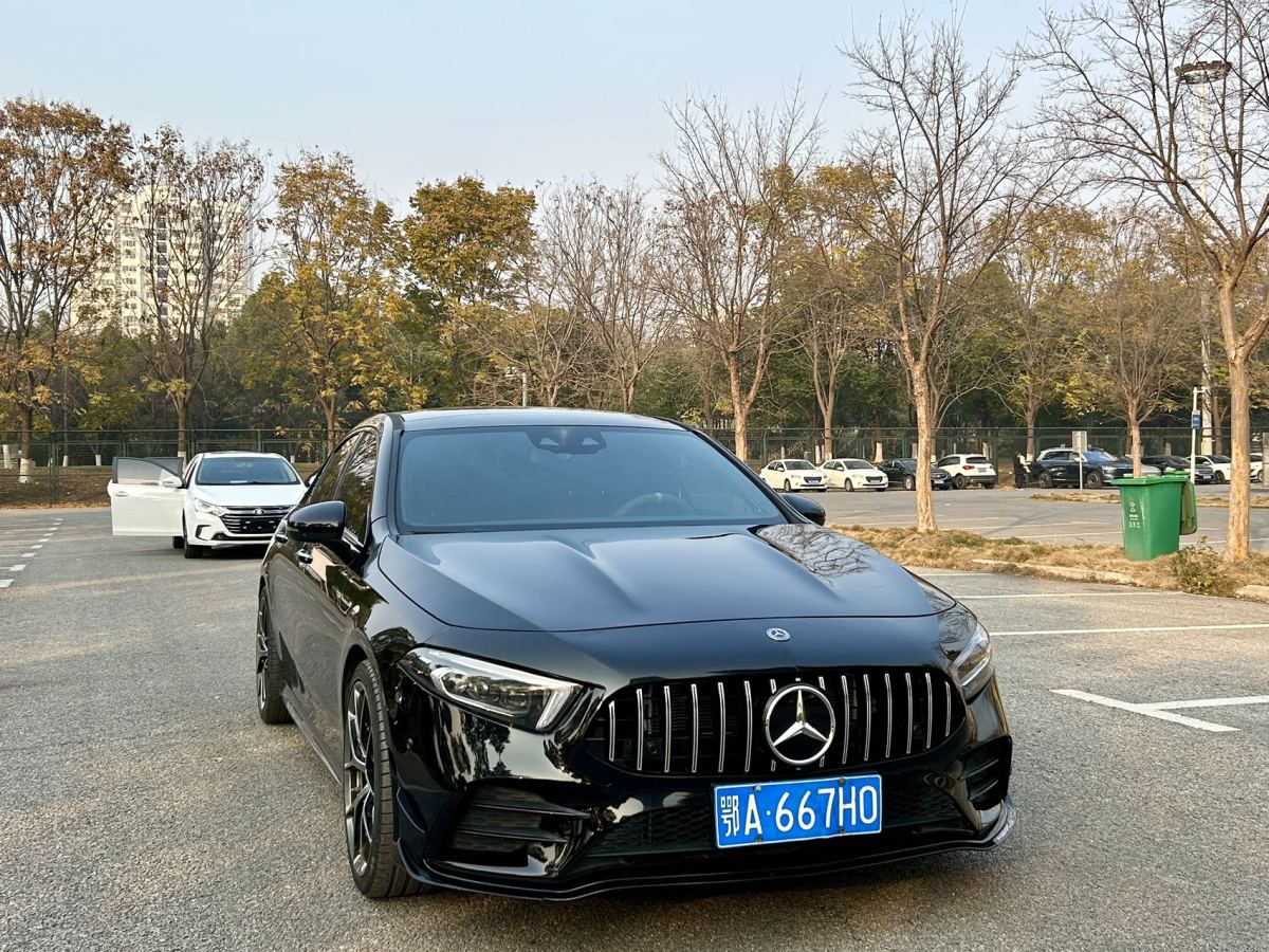 奔馳 奔馳A級(jí)AMG  2020款 AMG A 35 4MATIC圖片