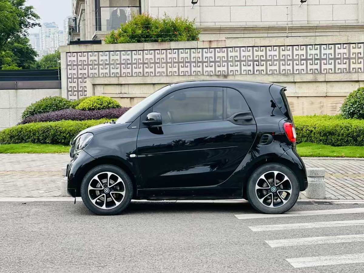 smart fortwo  2015款 1.0L 52千瓦硬頂靈動版圖片